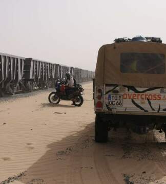 Geländewagen-Expedition: Von Paris nach Dakar